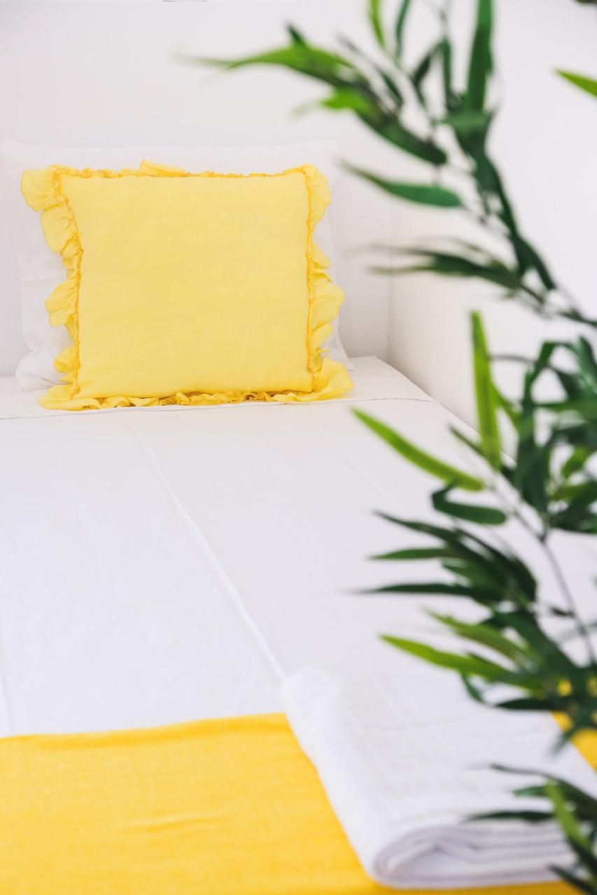 4U Lisbon Airport Suites Eksteriør bilde